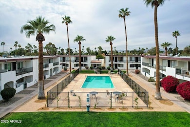 240 S Old Litchfield Rd unit 212, Litchfield Park, AZ 85340 - photo 3