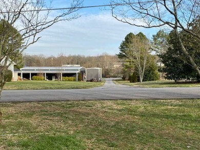 112 Hilltop Dr, Shelbyville, TN 37160 - photo 6