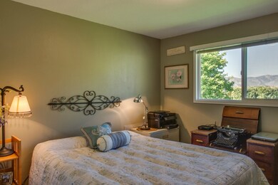 606 N Larch Ave, East Wenatchee, WA 98802 - photo 7