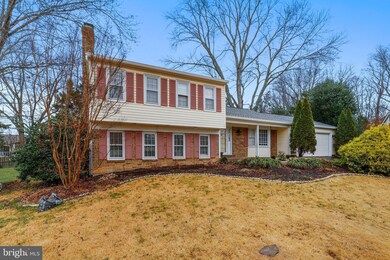 8005 Log Cabin Ct, Springfield, VA 22153 - photo 5