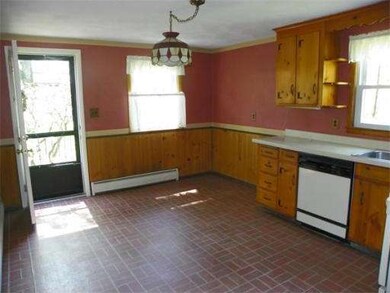 7 Taylor Ave, Burlington, MA 01803 - photo 3