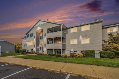 8410 N Jasonville Ct SE unit 71, Caledonia, MI 49316 - photo 2