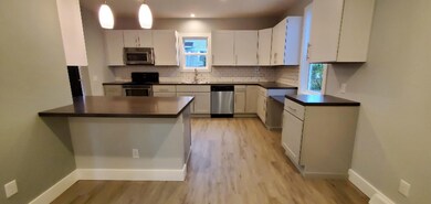Snack bar and Kitchen