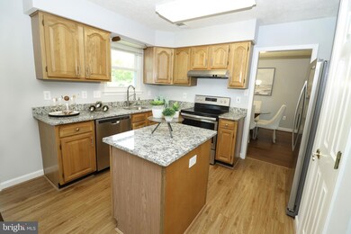 6358 Hanover Crossing Way, Hanover, MD 21076 - photo 7