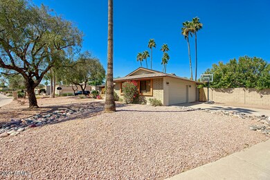 5428 E Laurel Ln_04