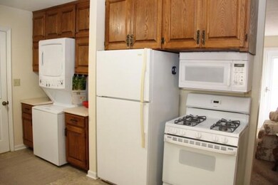 400 & 404 E 27th St S, Newton, IA 50208 - photo 3