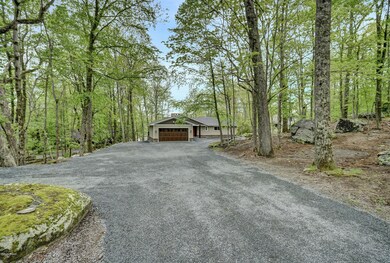 122 Broadmoor Dr, Hawley, PA 18428 - photo 3