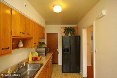 19 Sorrento Ave, Baltimore, MD 21229 - photo 4