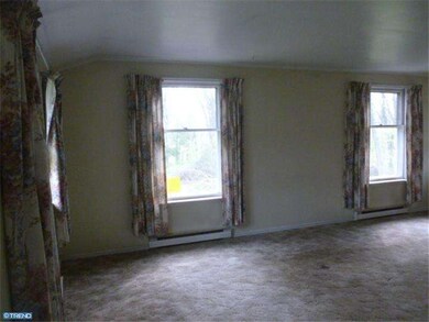 3247 Fennel Rd, Pennsburg, PA 18073 - photo 2