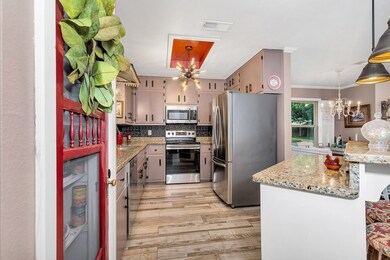 708 Kristofer St, Fredericksburg, TX 78624 - photo 5