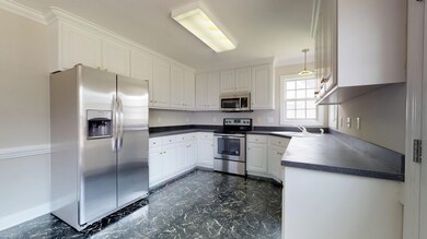 677 Ashley Meadows Dr, Winterville, NC 28590 - photo 4