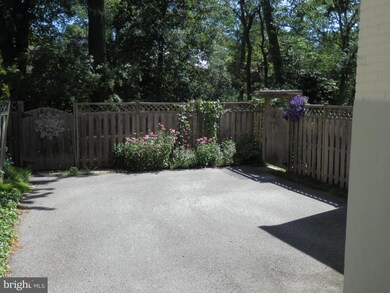 453 Range Rd, Towson, MD 21204 - photo 2