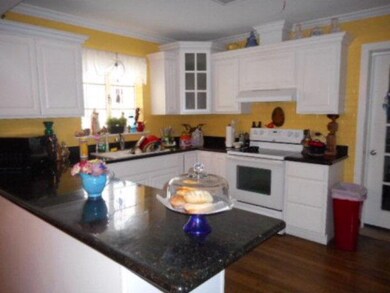 604 W 4th St, Weslaco, TX 78596 - photo 4