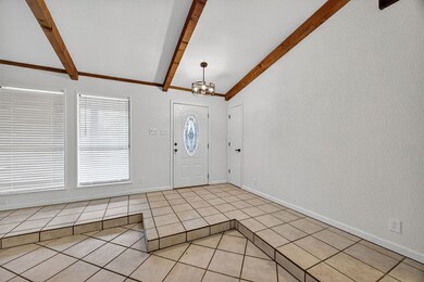 309 Jean Ct, Springtown, TX 76082 - photo 6