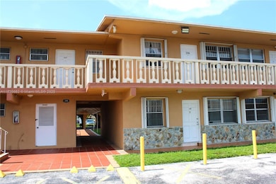 1154 W 35th St unit 221, Hialeah, FL 33012 - photo 4