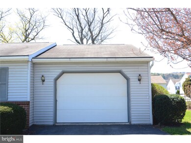 2616 Whittier Ave, Reading, PA 19608 - photo 4