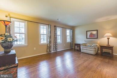 4529 Valley Forge Dr, Rockville, MD 20853 - photo 6