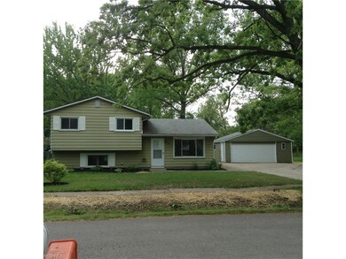 822 Dunny Ave, Sheffield Lake, OH 44054 - photo 7