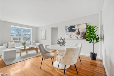 8300 Blvd E unit 4D, North Bergen, NJ 07047 - photo 3