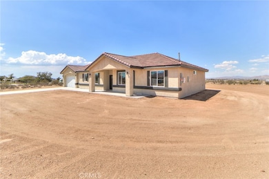 22970 Wren St, Apple Valley, CA 92308 - photo 7