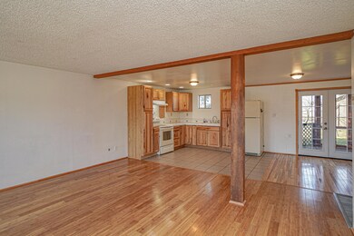 204 Pardee Ln, Grants Pass, OR 97527 - photo 3