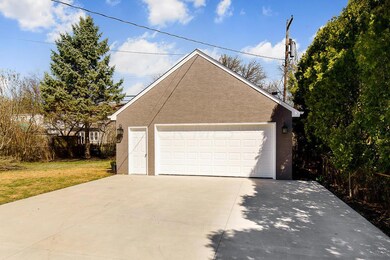 1550 Grenoble Rd, Columbus, OH 43221 - photo 3