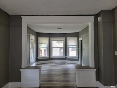 1817 W 17th St, Davenport, IA 52804 - photo 4