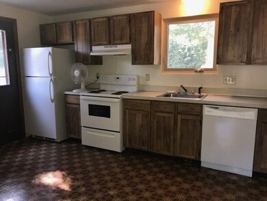 106 Hayward St, Franklin, MA 02038 - photo 5