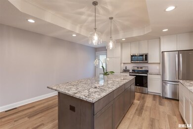 1217 W 53rd St, Davenport, IA 52806 - photo 3