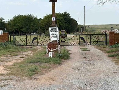 42942 Ns 274 Rd, Lahoma, OK 73754 - photo 6
