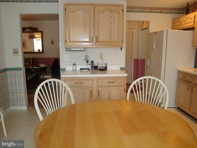 3901 Hannon Ct unit 2F, Nottingham, MD 21236 - photo 7