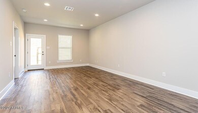 109 Foster Grove Dr, Youngsville, LA 70592 - photo 3