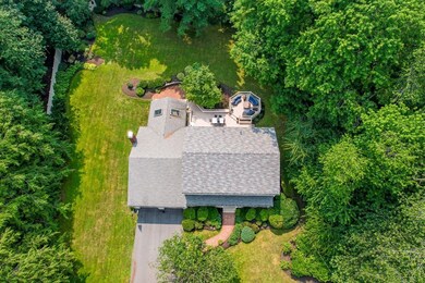 27 Hemlock Rd, Andover, MA 01810 - photo 2