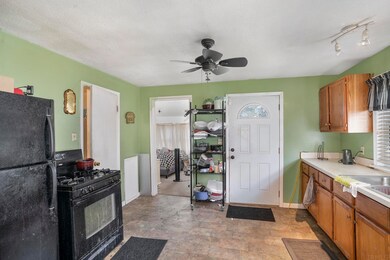 713 W Garfield Ave, Elkhart, IN 46516 - photo 6