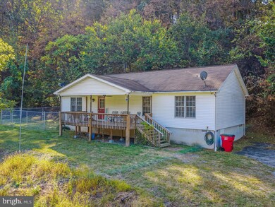 84 New Hope Rd, Berkeley Springs, WV 25411 - photo 4