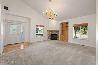 07- Custom Built-in Hutch