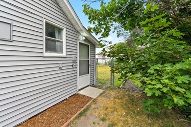 103 S Bernard St, Chewelah, WA 99109 - photo 5