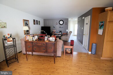 124 N 4th St, Bally, PA 19503 - photo 7