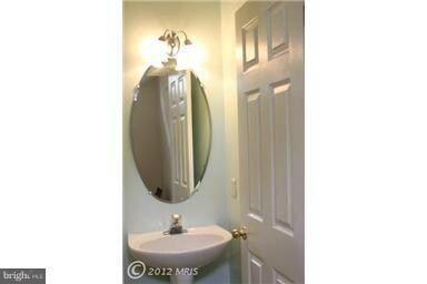 1904 Linden Ave, Baltimore, MD 21217 - photo 2