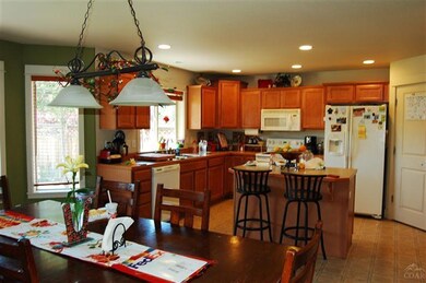 20981 Marsh Orchid Ct, Bend, OR 97701 - photo 3