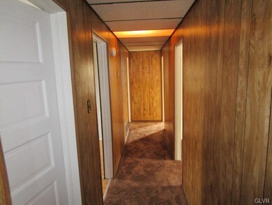 2301 Birch St unit C, Easton, PA 18042 - photo 4