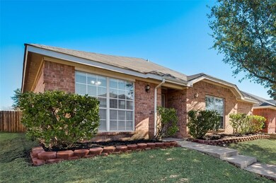 108 Cobblestone Dr, Wylie, TX 75098 - photo 4