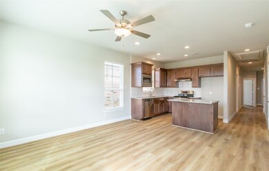 1016 Tillman Ln, East Bernard, TX 77435 - photo 4