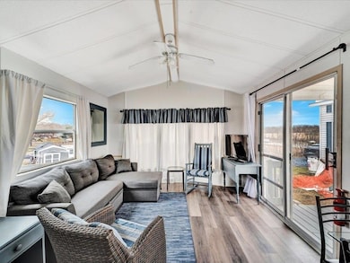 8 Angler Ln, South Hero, VT 05486 - photo 4