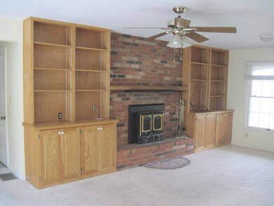 210048 Ponderosa Dr, Gering, NE 69341 - photo 4