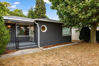 1410 E St, Lynden, WA 98264 - photo 5