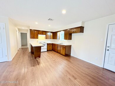 120 Lindsey Cir, Carencro, LA 70520 - photo 5