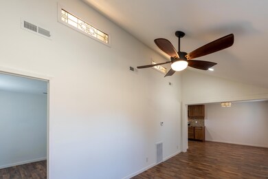 1605 N. Oak Ave, Spfd, MO-6