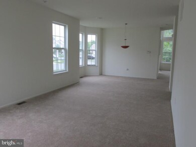 121 Beacon Dr, Woodbury, NJ 08096 - photo 5