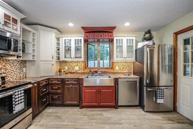 11 Birch Glen Dr, Bennington, NH 03442 - photo 3